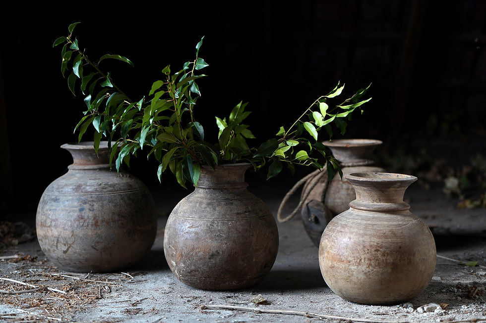 Miniaturbild: Vintage round Himachal pot, antique wooden vase, Wabi Sabi 25/26cm