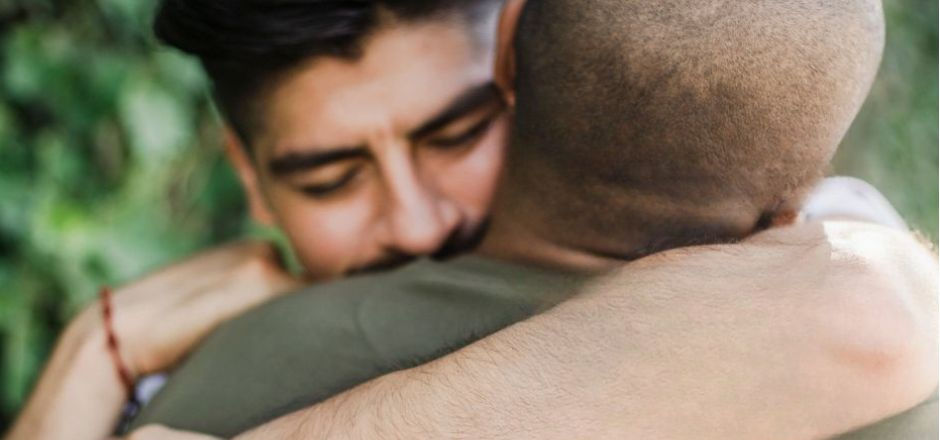 Cercle d'hommes (1)_edited.jpg