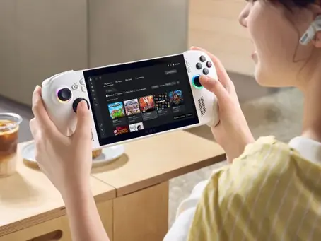 Microsoft Xbox Enters the Handheld Market with the ROG Xbox Ally