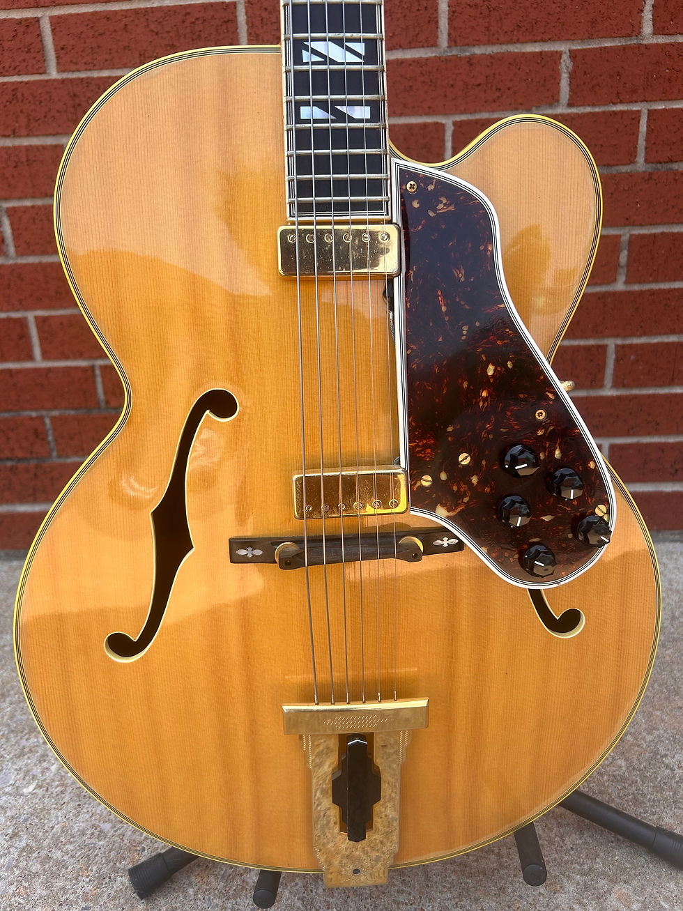 Thumbnail: 1976 Ibanez George Benson Like