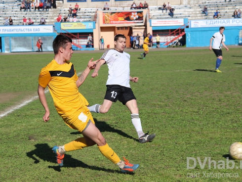 Команда «Бридер» успешно дебютировала в чемпионате ЕАО по футболу