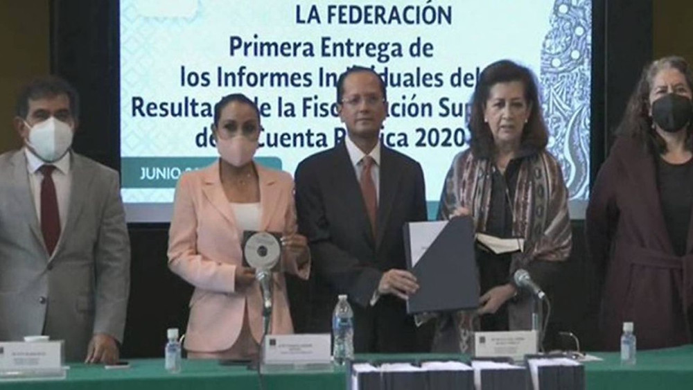 Lourdes Mendoza