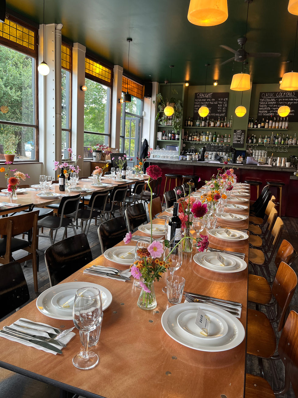 Autumnal table flowers