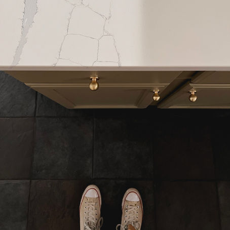 CABINET COLOR INSPO + OPTIONS TO TRY