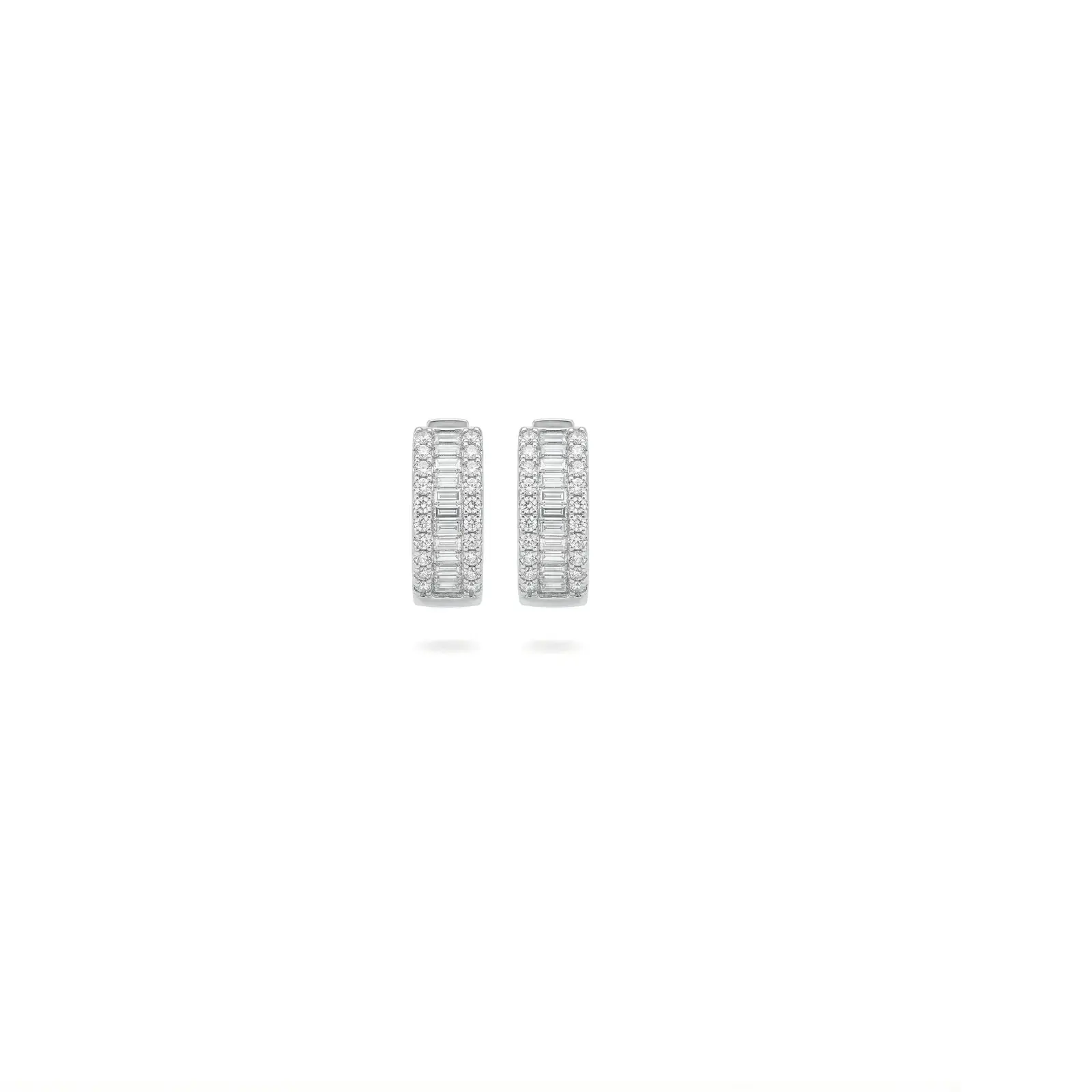 Aros Essentiels – Oro Blanco y Diamantes Baguette