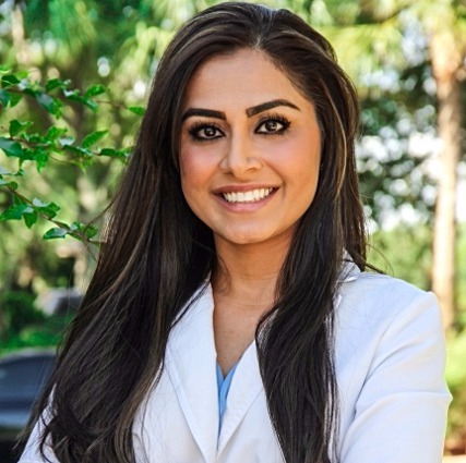 Dr. Yalda Davoodi