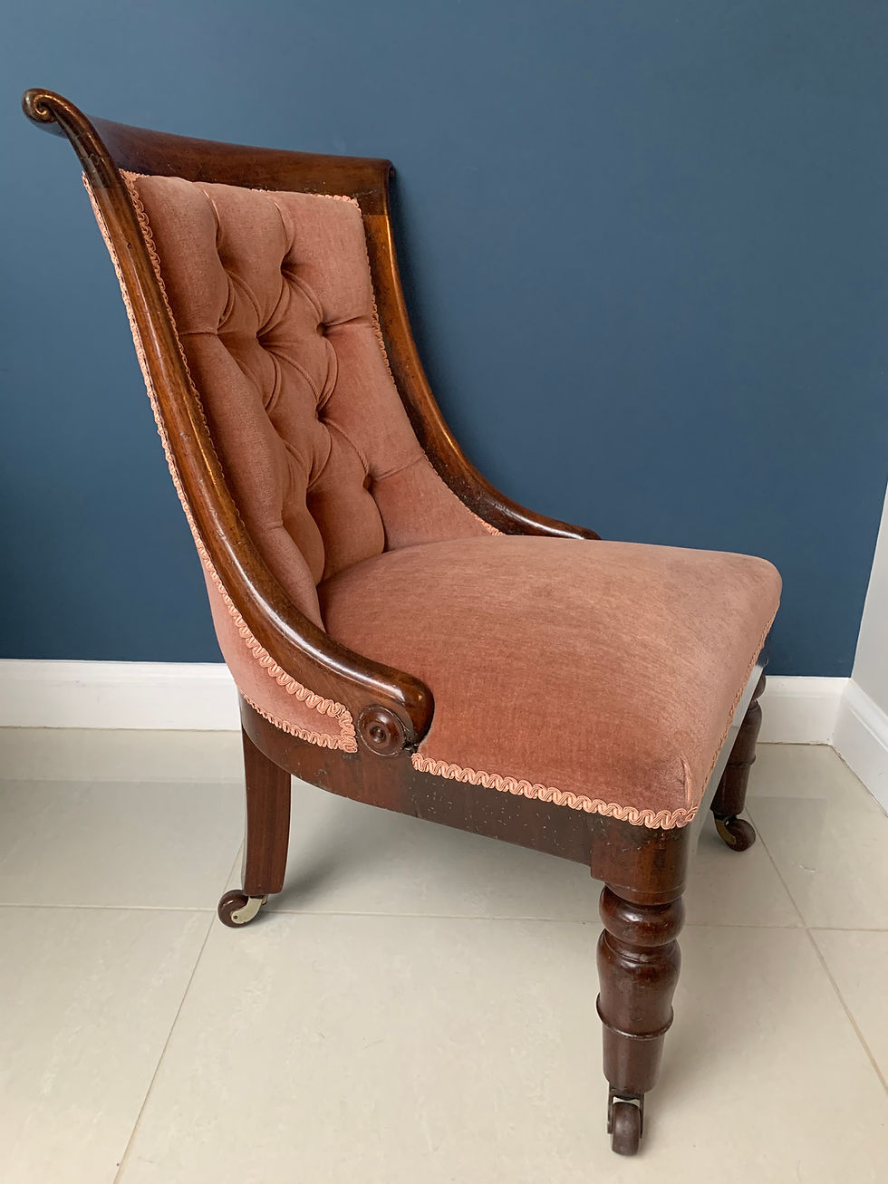 Thumbnail: Victorian Button Back Slipper Chair