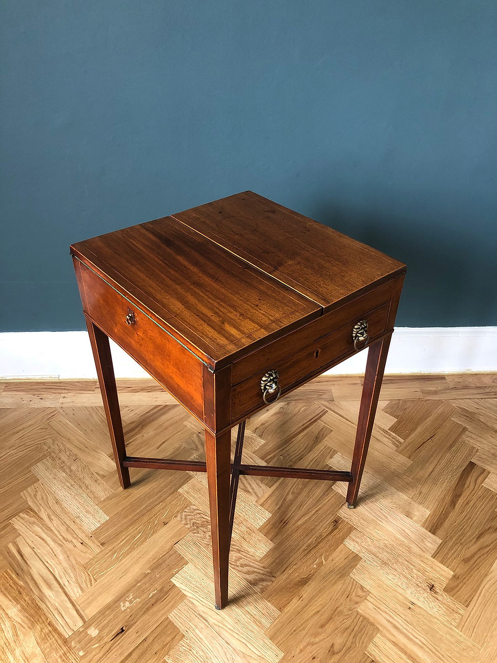 Thumbnail: Antique fold-out patience card table