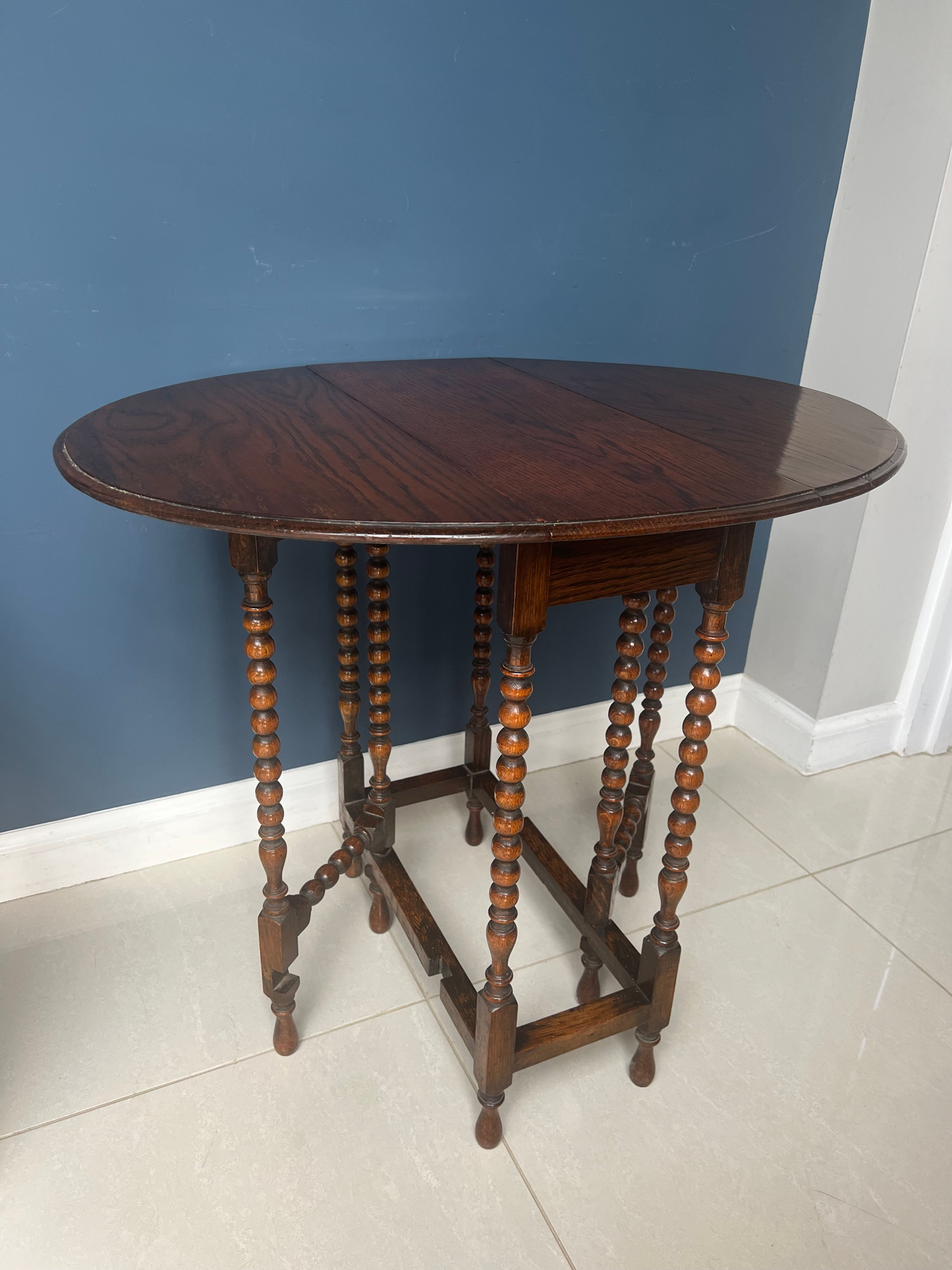 Edwardian Gate Leg Table with Bobbin Turned Supports