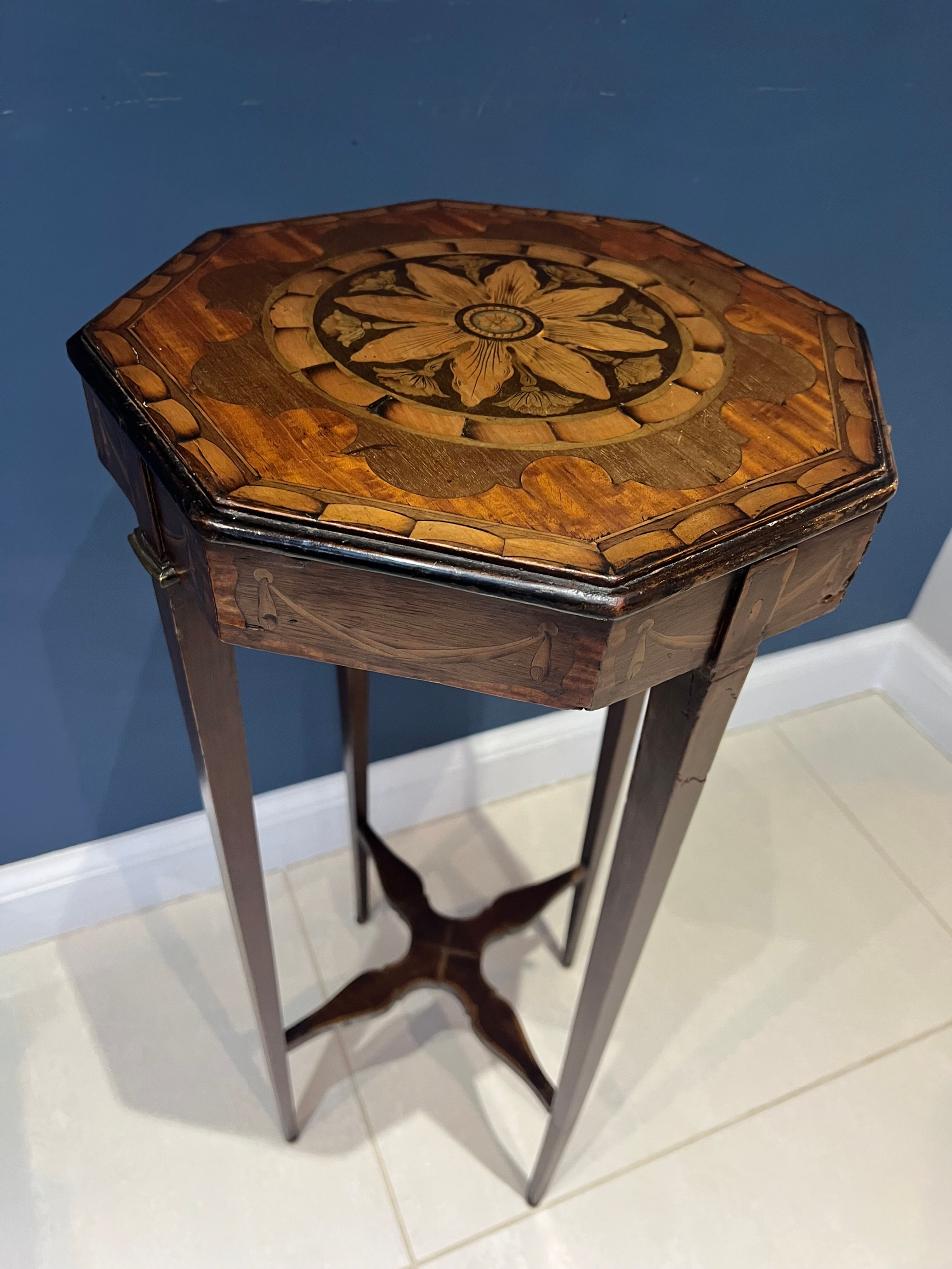 Stunning Octagonal Inlaid Mahogany Antique Side Table