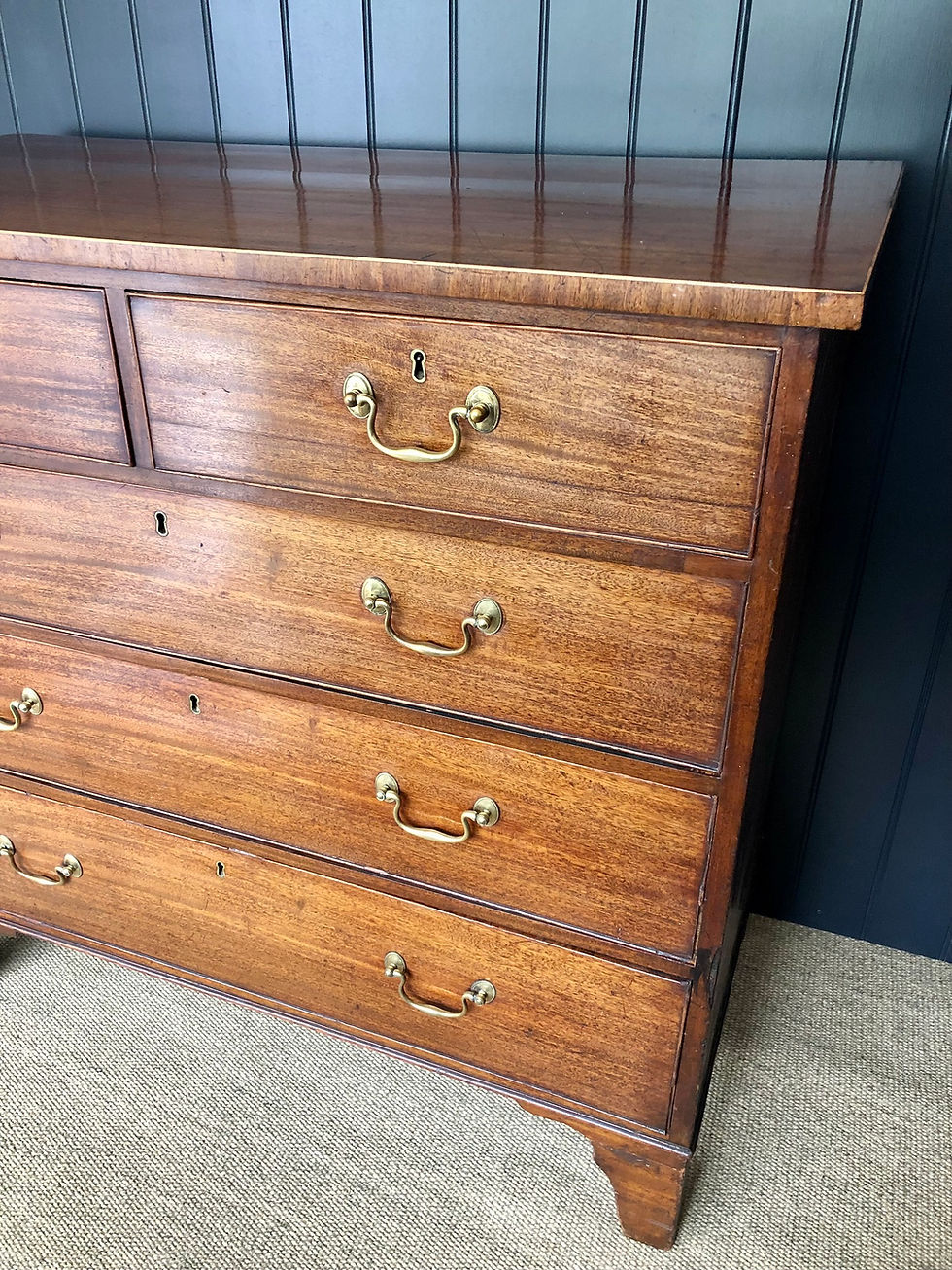 Thumbnail: Quality Georgian Mahogany Chest of Drawers