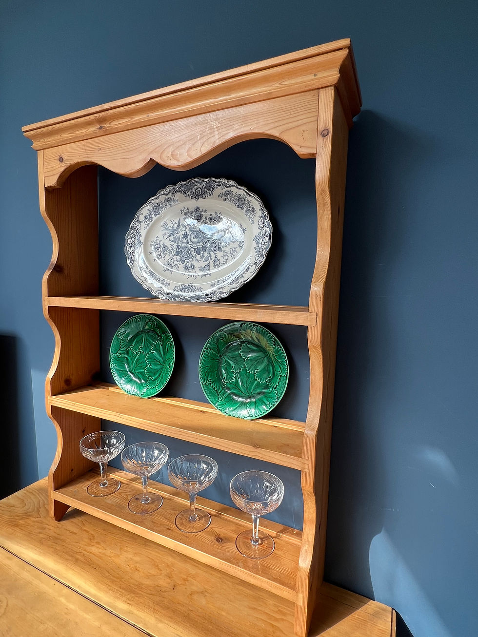 Thumbnail: Vintage Pine plate rack