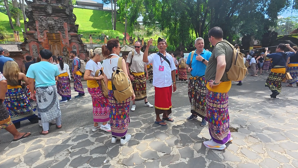 Tour Bali.png