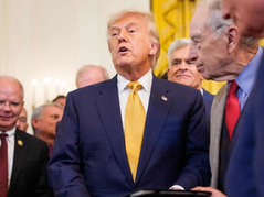 Demandan al Gobierno de Trump por limitar asesoría legal a migrantes en Alligator Alcatraz