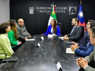 Tere Jiménez fortalece relaciones con la empresa Minth