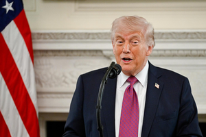 Trump afirma que Irán hizo una nueva propuesta tras cancelar el viaje de enviados a Pakistán