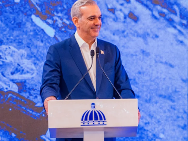 Luis Abinader relanza “La Semanal” con un nuevo concepto