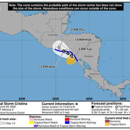 Tormenta Tropical Cristina se desplaza hacia El Salvador