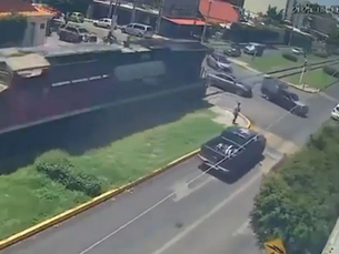 Maquinista se entrega a la Policía tras 45 horas del choque de locomotora en Irapuato