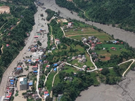 Riada en Nepal: Casi 600 muertos y 2 mil