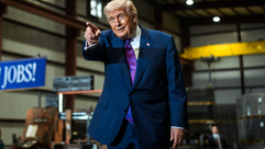 Entra en vigor el nuevo arancel global del 15% impuesto por Trump