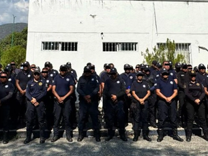 Detienen a 98 por no acreditarse como policías municipales en Tonalá, Chiapas