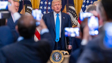 Trump anuncia un acuerdo con Corea del Sur para rebajar los aranceles del 25 % al 15 %