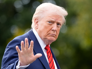 Trump se queja de su foto en la portada de la revista Time: ‘Me han ‘borrado’ el pelo’