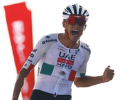 Isaac del Toro suma una victoria en el Tour de los Emiratos Árabes Unidos