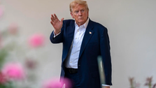 Trump despliega dos submarinos nucleares ante las “provocadoras declaraciones” de Medvédev