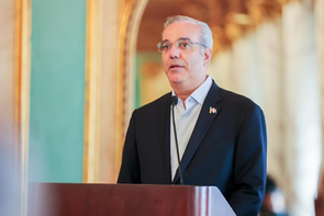 Luis Abinader promulga la Ley 30-26 con medidas para el crecimiento económico y la estabilidad fiscal dominicana