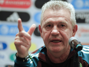 Javier Aguirre dice que el gran nivel de Ecuador llevará al límite a México