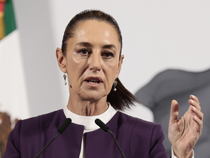 Sheinbaum anuncia renovación en algunos consulados tras diagnóstico