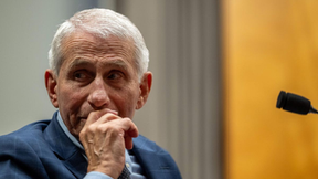 Comité del Senado vota a favor de declarar a Fauci en desacato