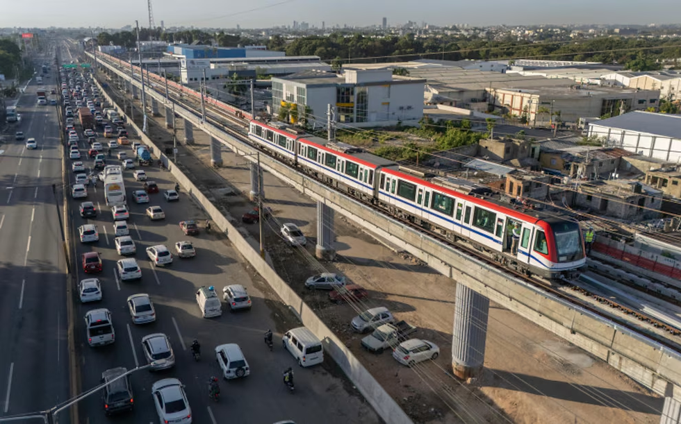 El presidente Abinader inaugura la línea 2-C del Metro y amplía la red de transporte en Santo Domingo