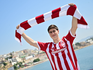 Olympiacos hace oficial la contratación de Armando ‘Hormiga’ González