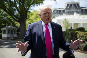 Trump amaga con nuevas hostilidades en Irán, mientras Teherán maneja los tiempos