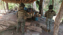 Marina neutraliza laboratorio clandestino en Lázaro Cárdenas, Michoacán
