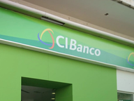 Sheinbaum confirma que Hacienda pidió a EE.UU. la prórroga para CI Banco, Intercam y Vector