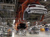 México busca negociar con EE.UU. reducción de aranceles en autos, acero y aluminio