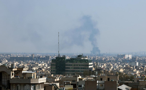 Irán afirma haber atacado con drones objetivos de EE.UU. en Kuwait y EAU