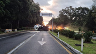 Volcadura de tráiler cierra la autopista México-Cuernavaca