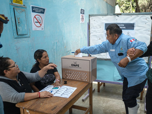 Rechazan convocar a elecciones complementarias en Perú
