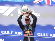 Verstappen gana un caótico GP de Baréin; ‘Checo’ Pérez finalizó 19