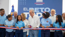 Abinader entrega nuevas infraestructuras educativas que impactan a cientos de familias en San Cristóbal