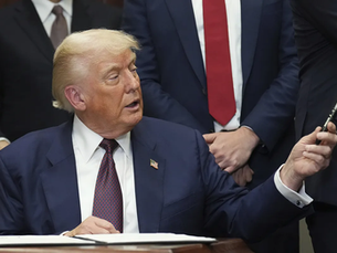 Trump destituye a funcionaria encargada de datos de empleo de EEUU tras informe desalentador