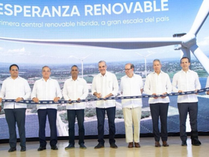 Abinader inaugura central híbrida de 200 MW que integra energía eólica y solar en el SENI