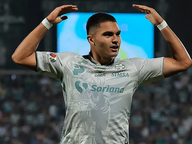 Feyenoord anunció la contratación del mexicano Stephano Carrillo