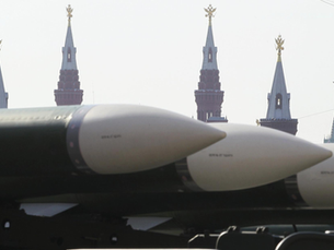 Rusia y EE.UU. apoyan prontas negociaciones para nuevo tratado de desarme nuclear, según el Kremlin