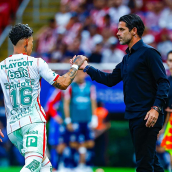 Necaxa despide al entrenador Fernando Gago